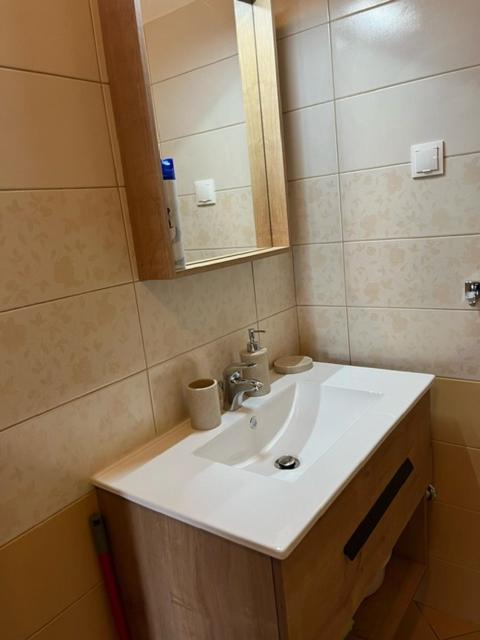 Apartman Laura Dramalj Rum bild