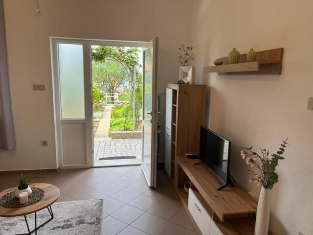 Apartman Laura Dramalj Rum bild