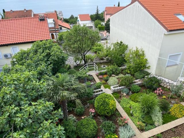 Apartman Laura Dramalj Rum bild